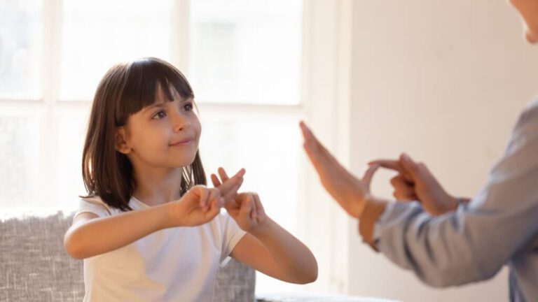 7 Most Surprising Benefits of Learning Sign Language